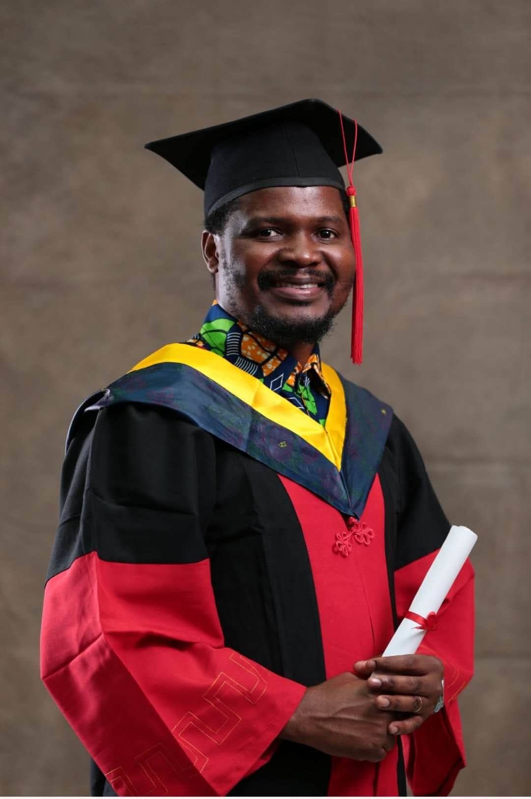 Prof. Aaron Zimba